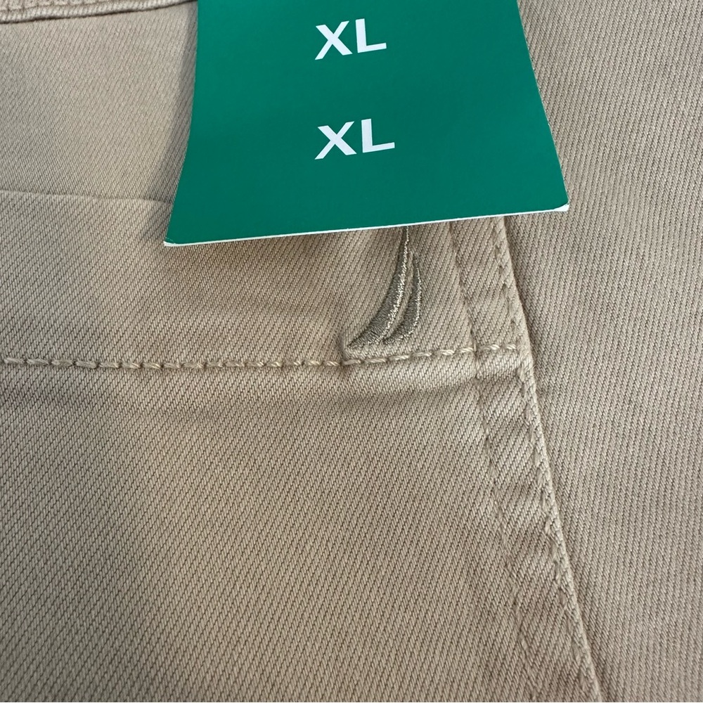 Nautica Pull On Chino Shorts XL - Picture 9 of 11